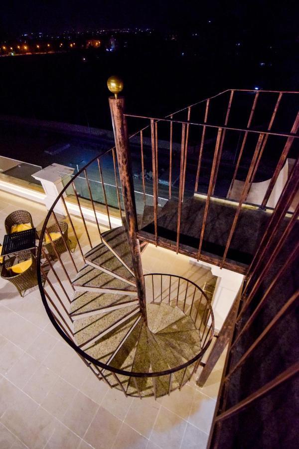 New Pyramid Quen Hotel Kairo Bagian luar foto