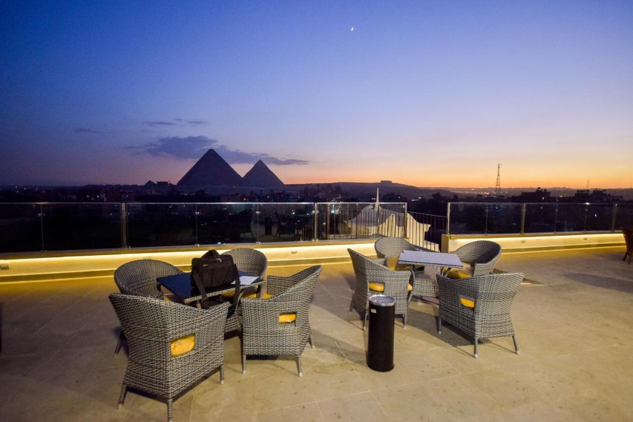 New Pyramid Quen Hotel Kairo Bagian luar foto